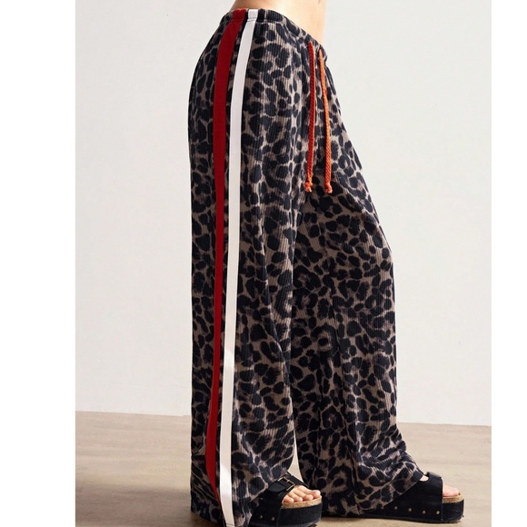 Pants - Leopard Print Stretchy Waist Stripes Ribbed Wide leg Pants